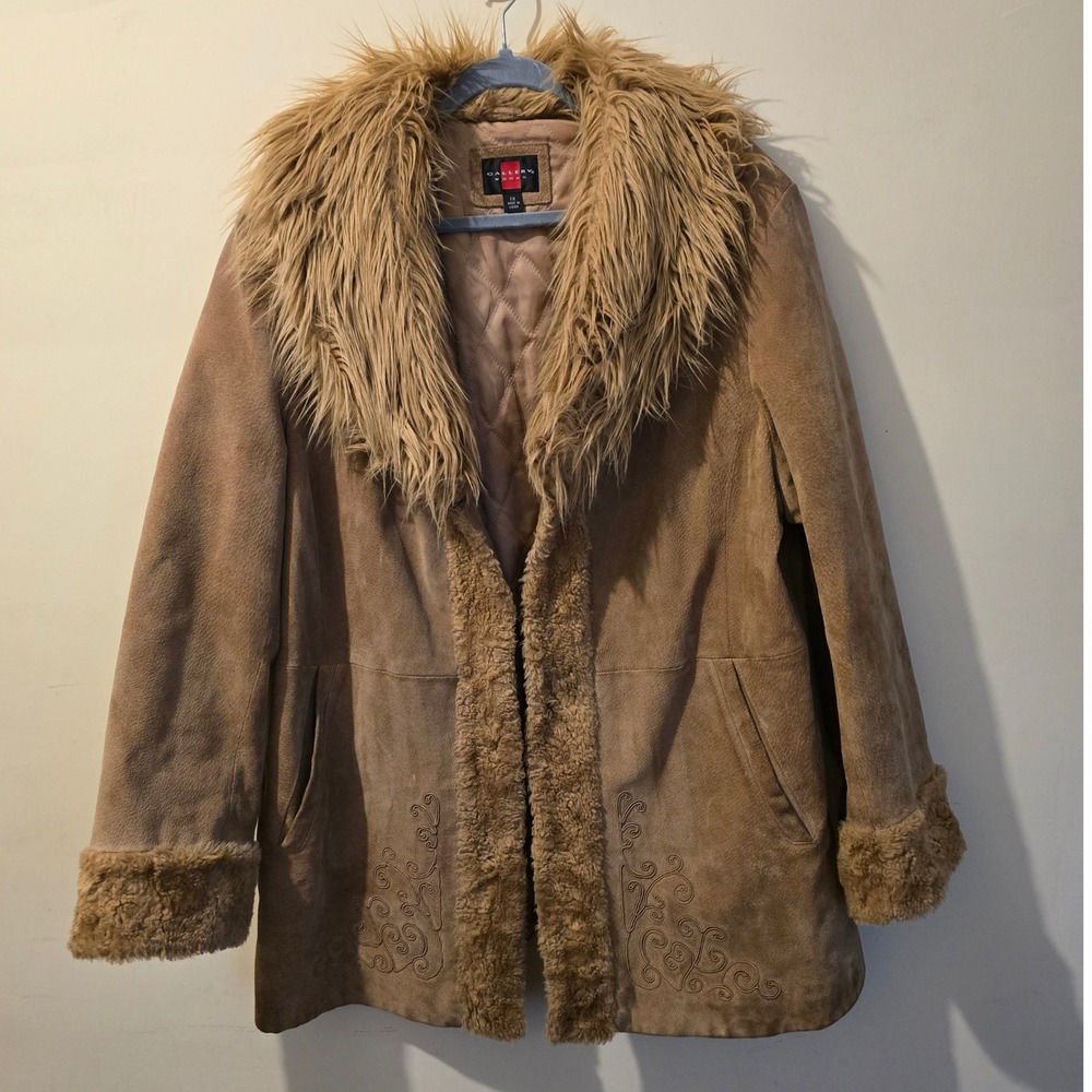 Gallery Woman Leather Jacket Women 1X Brown Faux Fur Trim Embroidered Suede Coat